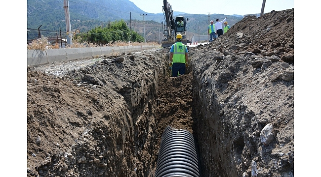 Adnan Menderes Mahallesi'ne yağmur suyu hattı