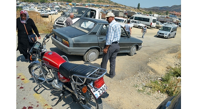 Otomobil ile motosiklet çarpıştı: 1 yaralı