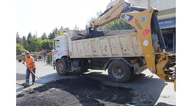Turgutlu'da zemini bozuk yollar iyileştiriliyor