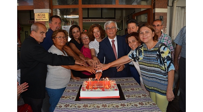 CHP 94. kuruluş yıldönümünü kutladı