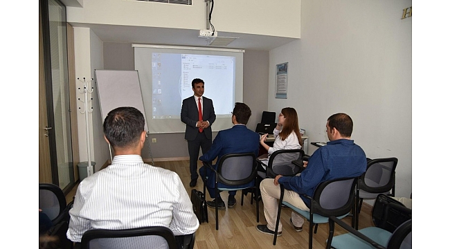 Manisa Büyükşehir&#039;den pet shop açacaklara eğitim