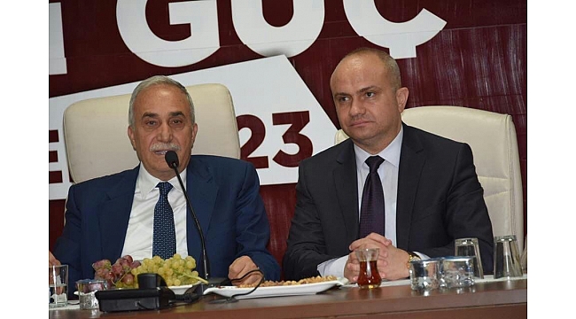 Mersinli&#039;den Bakan Fakıbaba&#039;ya Manisa teşekkürü