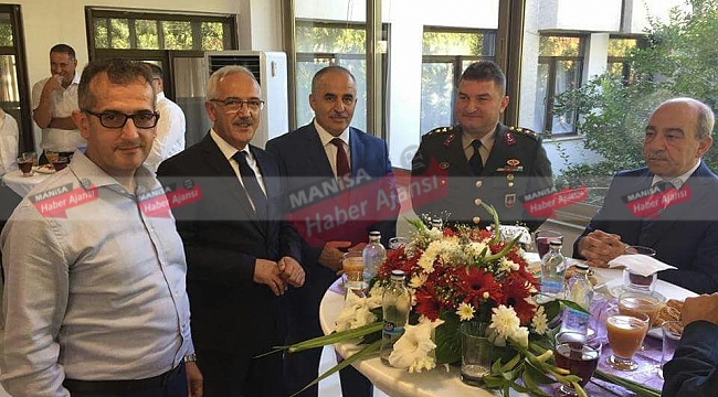 Milletvekilleri ilçe bayramlaşmalarına katıldı