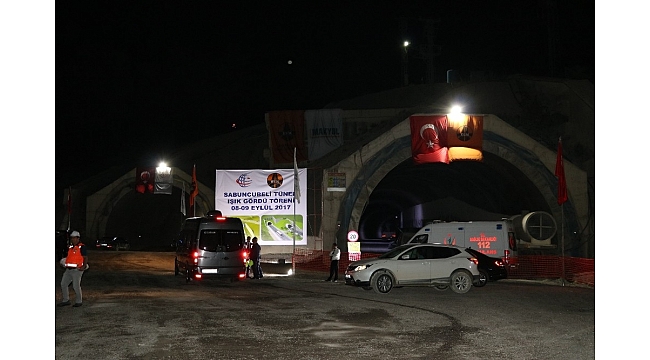 Sabuncubeli Tüneli&#039;nde ışık göründü