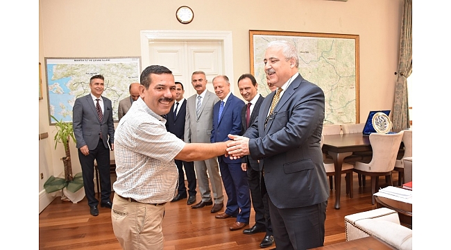 Valilik personeli bayramlaştı