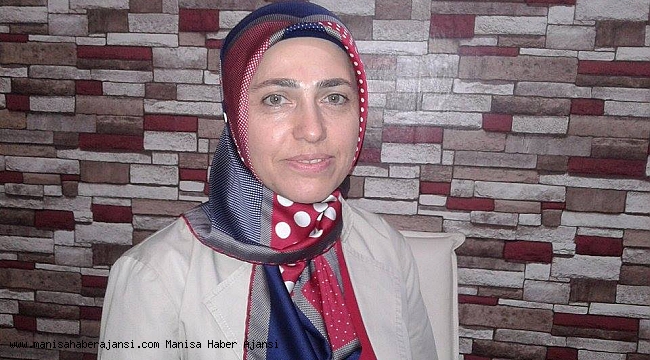 İşten geliyor evde ikram hazırlıyor