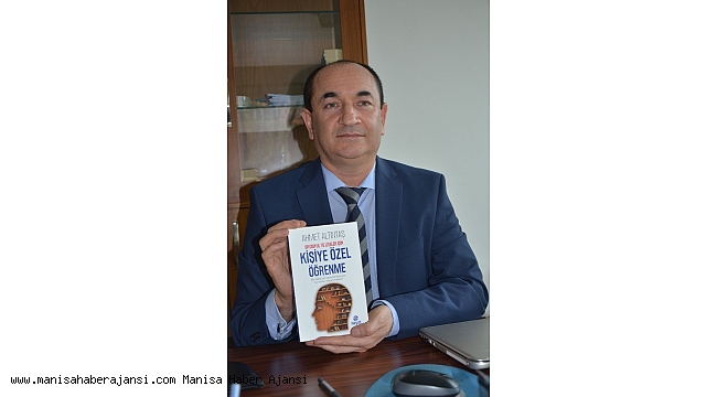 Soma Kaymakamı Altıntaş'ın ikinci kitabı çıktı