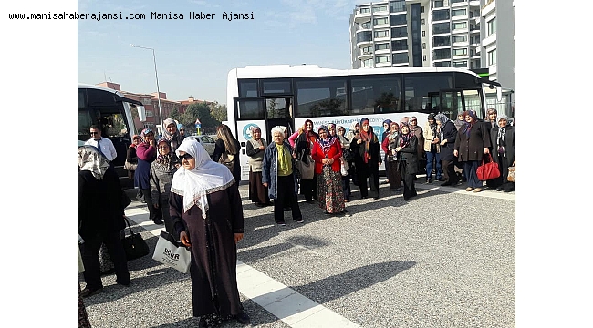 Ahmetlili kadınlar Manisa&#039;yı gezdi