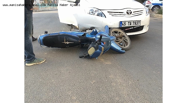 Otomobil motosiklete çarptı: 1 yaralı