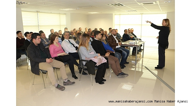 Eğitimlerle hizmet kalitesi daha da yükseliyor