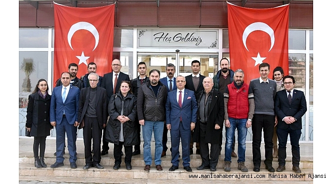 Başkan Kayda&#039;dan gazetecilere kahvaltılı kutlama