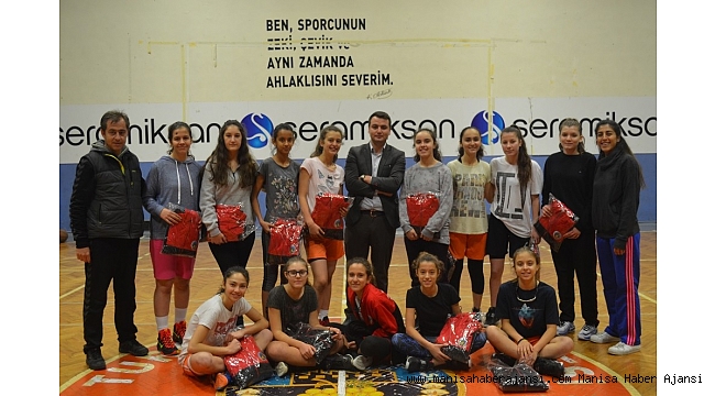 Başkan Şirin&#039;den şampiyonlara jest