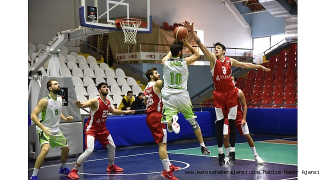 Manisa'nın dev adamları ilk mağlubiyetini aldı