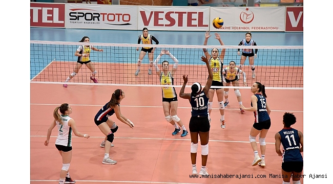 Manisa'nın Sultanları ikinci yarıya da iyi başladı