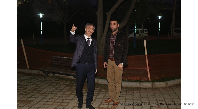 Turgutlu&#039;da parklar ışıklandırıldı