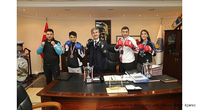 Turgutlulu Kick Boks sporcuları başarıyla döndü