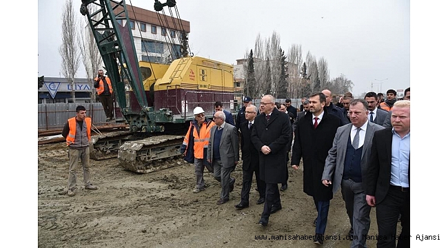 Başkan Ergün Salihli&#039;de köprülü kavşak çalışmasını inceledi