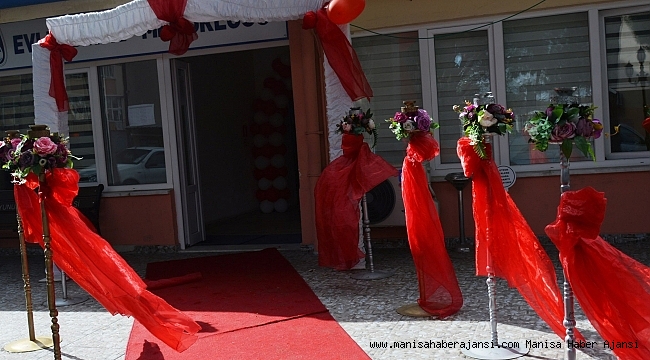 Evlenmek için 14 Şubat'ı seçtiler