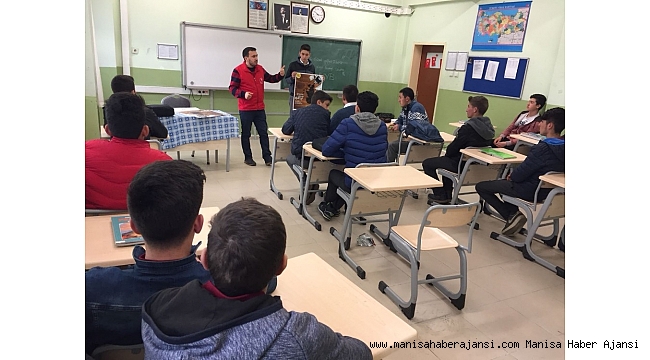 Kula'da 'Gençlerden Geleceğe Mektup' yarışması tanıtıldı