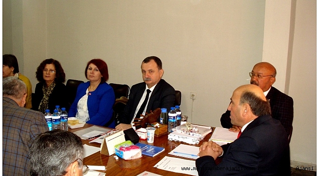 Manisa CHP Teşkilatı Sarıgöl'de toplandı