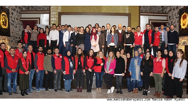 Manisa'da duygulandıran şiir yarışması