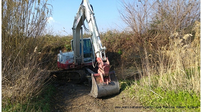 MASKİ bir yandan dere temizliyor bir yandan altyapıları yeniliyor
