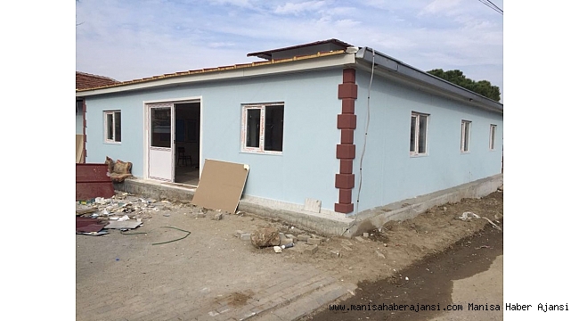 Prefabrik caminin su ve kanalizasyon bağlantıları yapılıyor