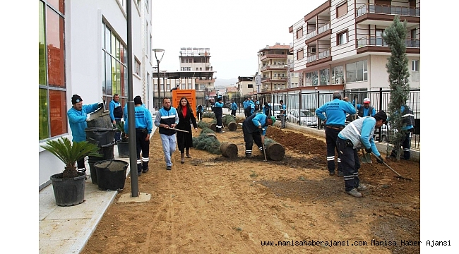Sarıgöl Gençlik Merkezine çevre düzenlemesi