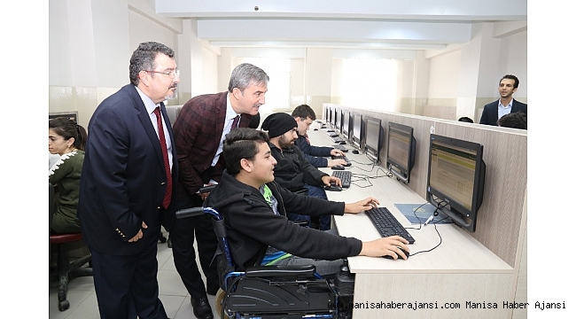 Turgutlu engelleri web ile aşıyor