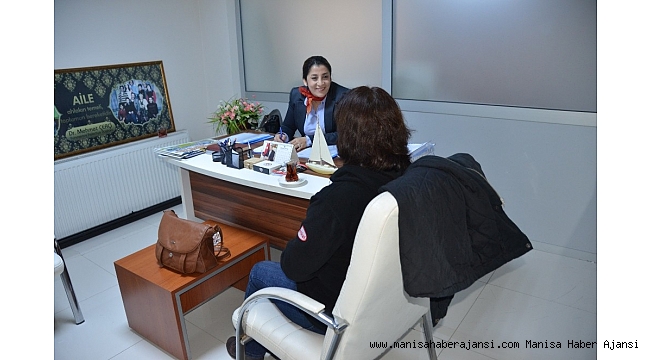 Yunusemre&#039;de aile danışmanlığı hizmeti sürüyor