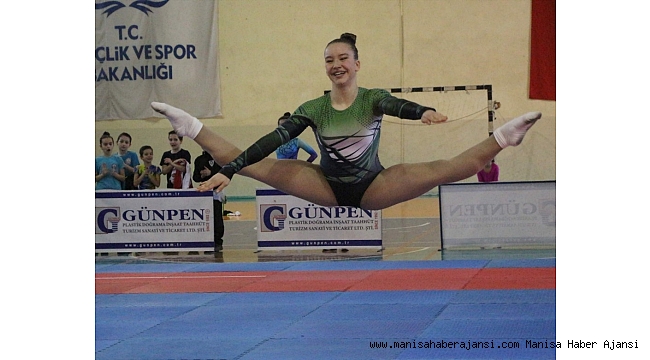 Ayşe Begüm Onbaşı yine zirvede