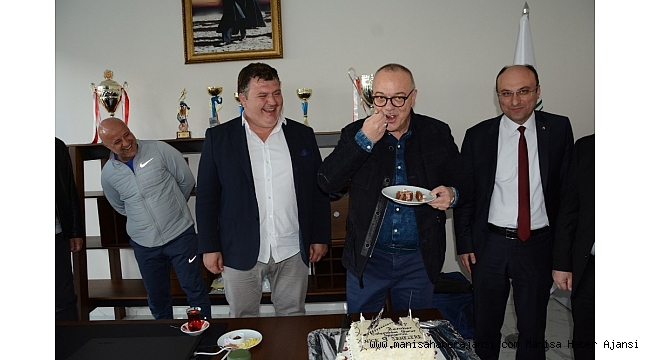 Başkan Cengiz Ergün&#039;e 9. yıl sürprizi