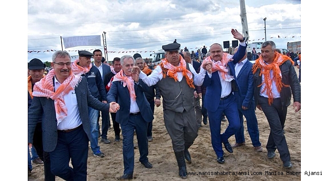 Başkan Mersinli vatandaşla buluşup sorunlarını dinledi