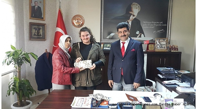 Dereceye giren öğrencilere ödül