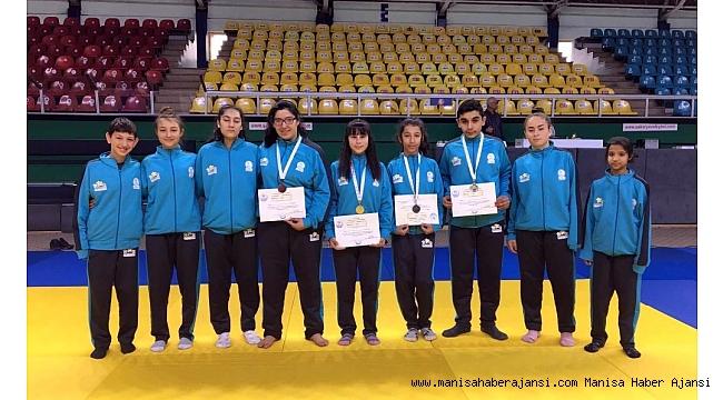 Judoda Salihli fırtınası esti