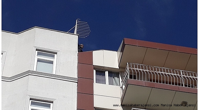 Manisa'da şehir merkezinde korkutan dakikalar