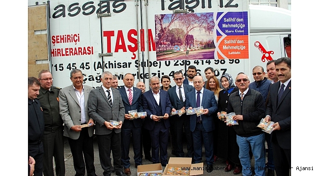 Manisa&#039;dan Mehmetçiğe 50 bin paket üzüm, 50 bin paket leblebi