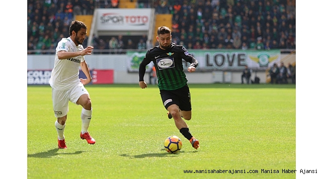 T.M. Akhisarspor'da milli takım sevinci