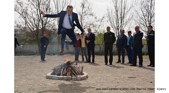 Türk Dünyası ve Toplulukları Haftasına renkli kutlama