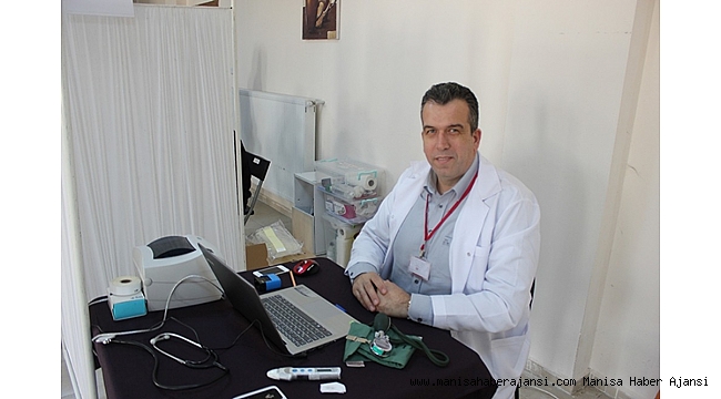 Üniversite öğrencileri kan bağışında bulundu