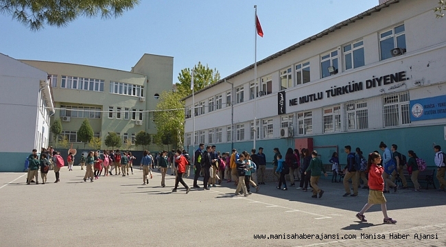 Akıllı Turnike Geçiş Sistemi&#039; Manisa’da ilk defa yapılarak örnek oldu.
