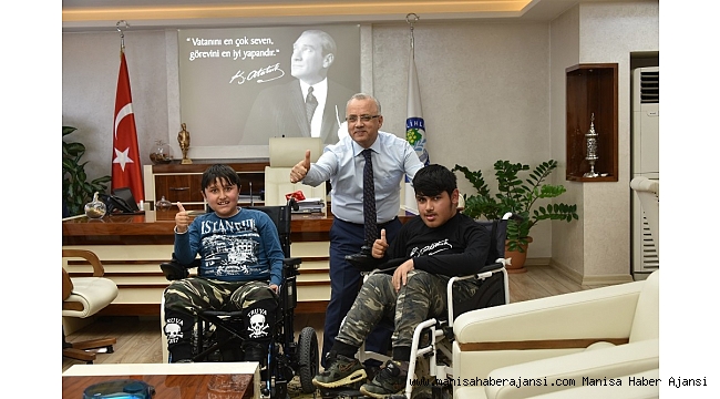 Başkan Kayda, Çetin kardeşlerin yüzlerini güldürdü