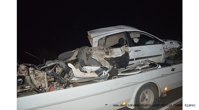 Refüjü aşan otomobil karşı yönden gelen araçlara çarptı: 1 ölü, 2 yaralı