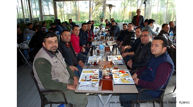 Salihli&#039;de usta ve çıraklar kahvaltıda buluştu