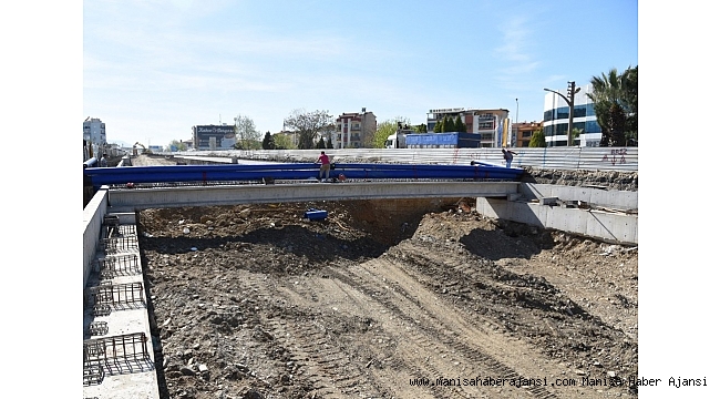 Turgutlu&#039;nun eskiyen içme suyu hatları yenilendi