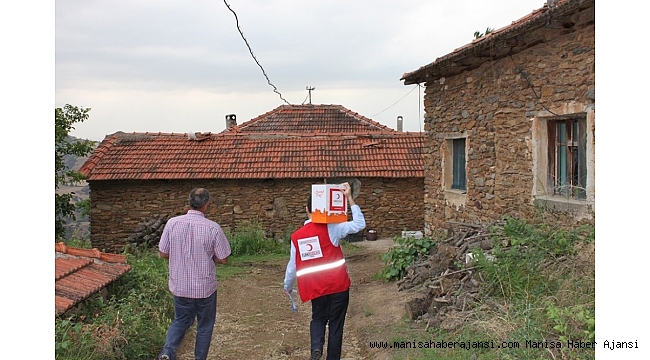 Kızılay yüzleri güldürdü