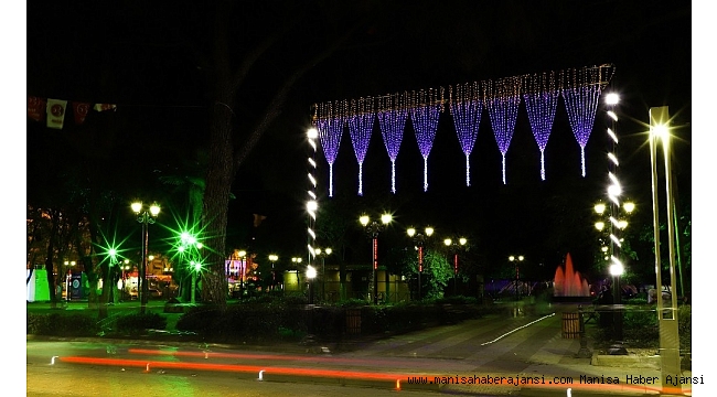 Atatürk Parkı ışıl ışıl oldu