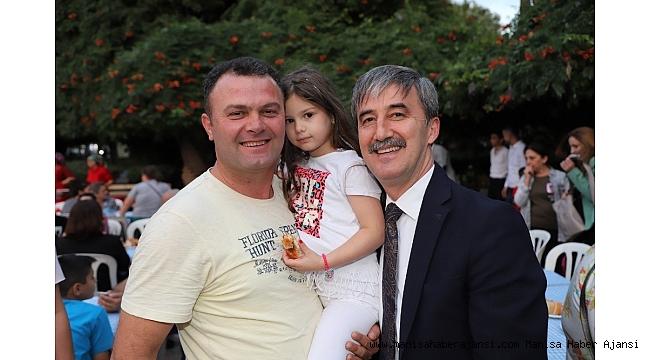 Başkan Şirin Arnavutlarla iftarda buluştu