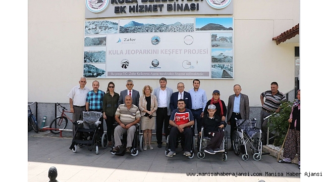 Engelleri büyükşehirle aşıyorlar