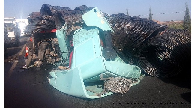 Hurdaya dönen tırdan sağ çıktı